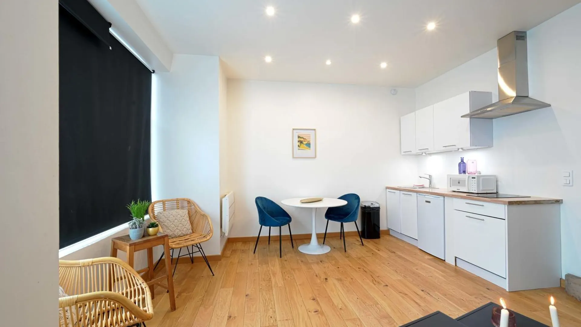 Superbe Appartement De 2 Pieces Paris 0*,